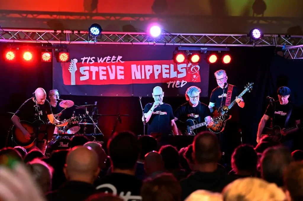 Lees meer over het artikel Steve Nippels vierde tienjarig jubileum