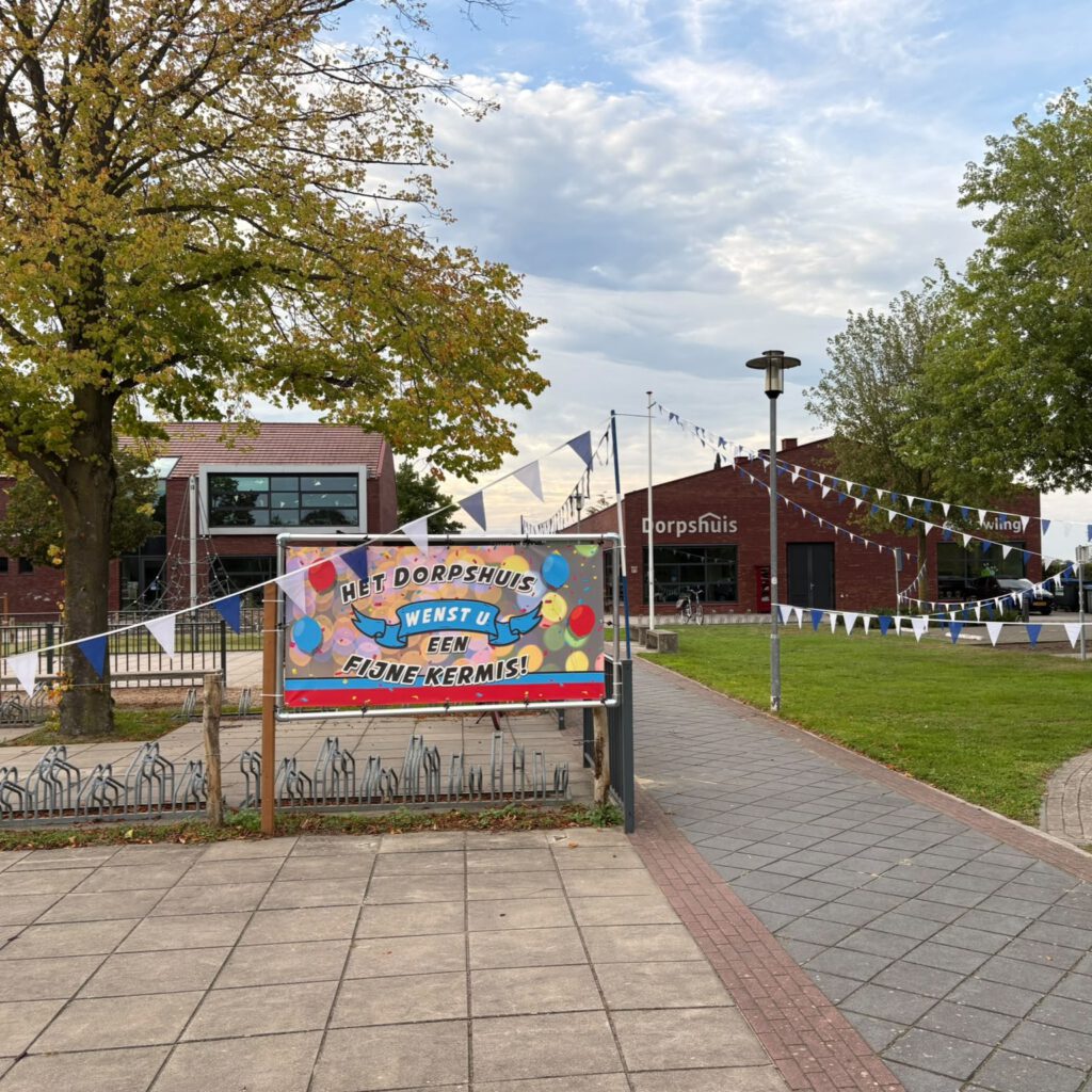 Lees meer over het artikel Het Dorpshuis wenst u een fijne kermis!